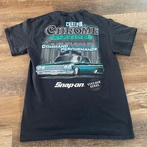 Gildan snap on vintage car Black Short Sleeve Men's Tee